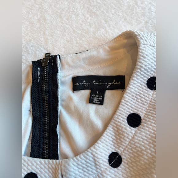 ✿ City Triangles - Dress - 7 - Picture 4 of 7